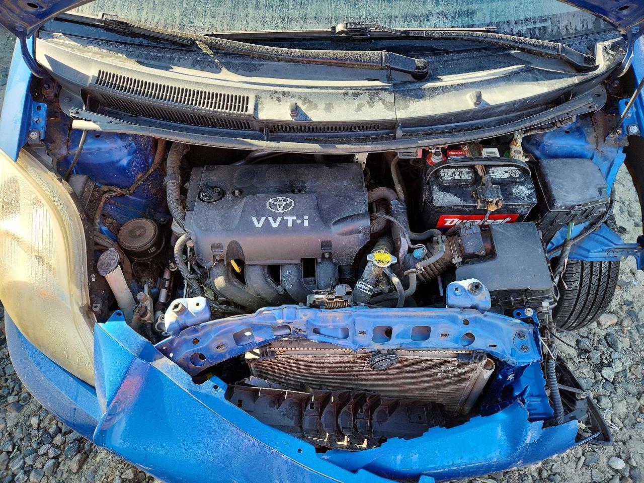 2010 TOYOTA YARIS photo 11