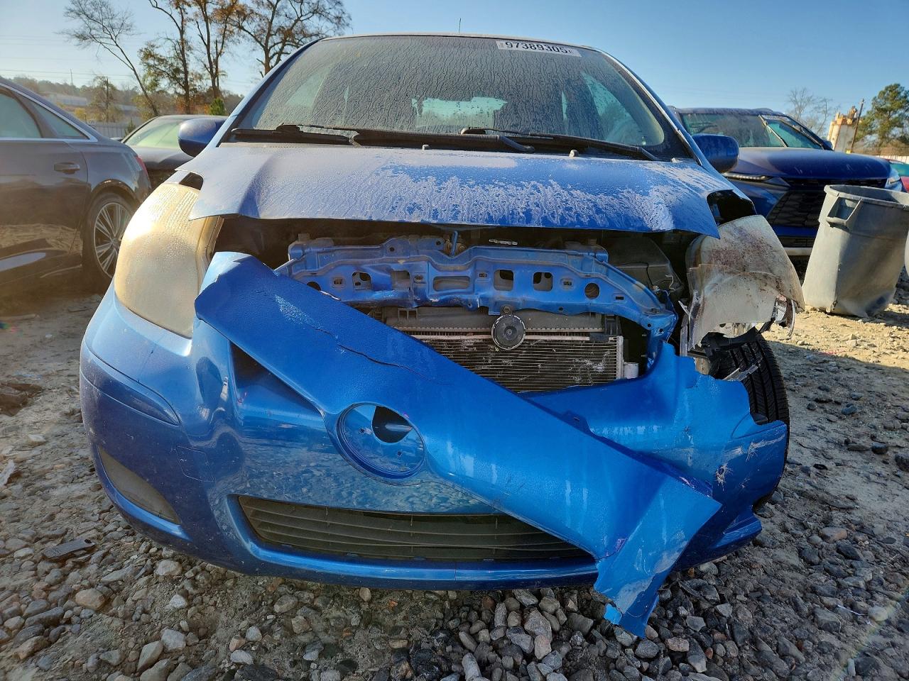2010 TOYOTA YARIS photo 5