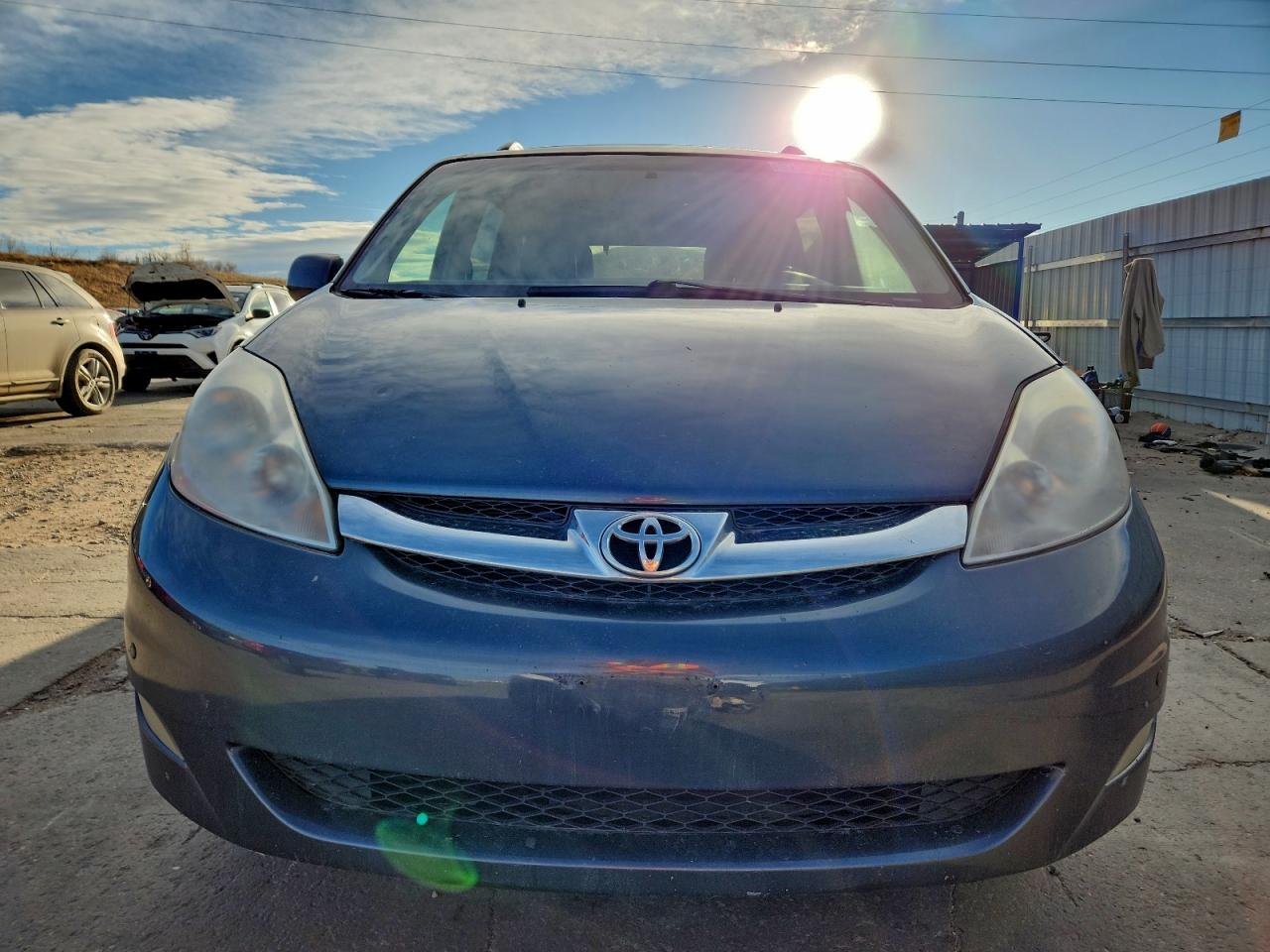2008 TOYOTA SIENNA XLE photo 5