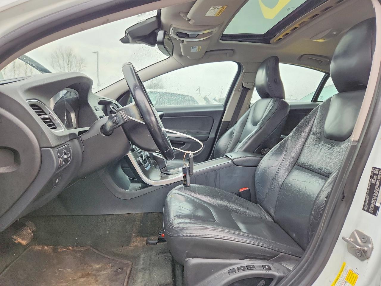 2014 VOLVO S60 T5 photo 7