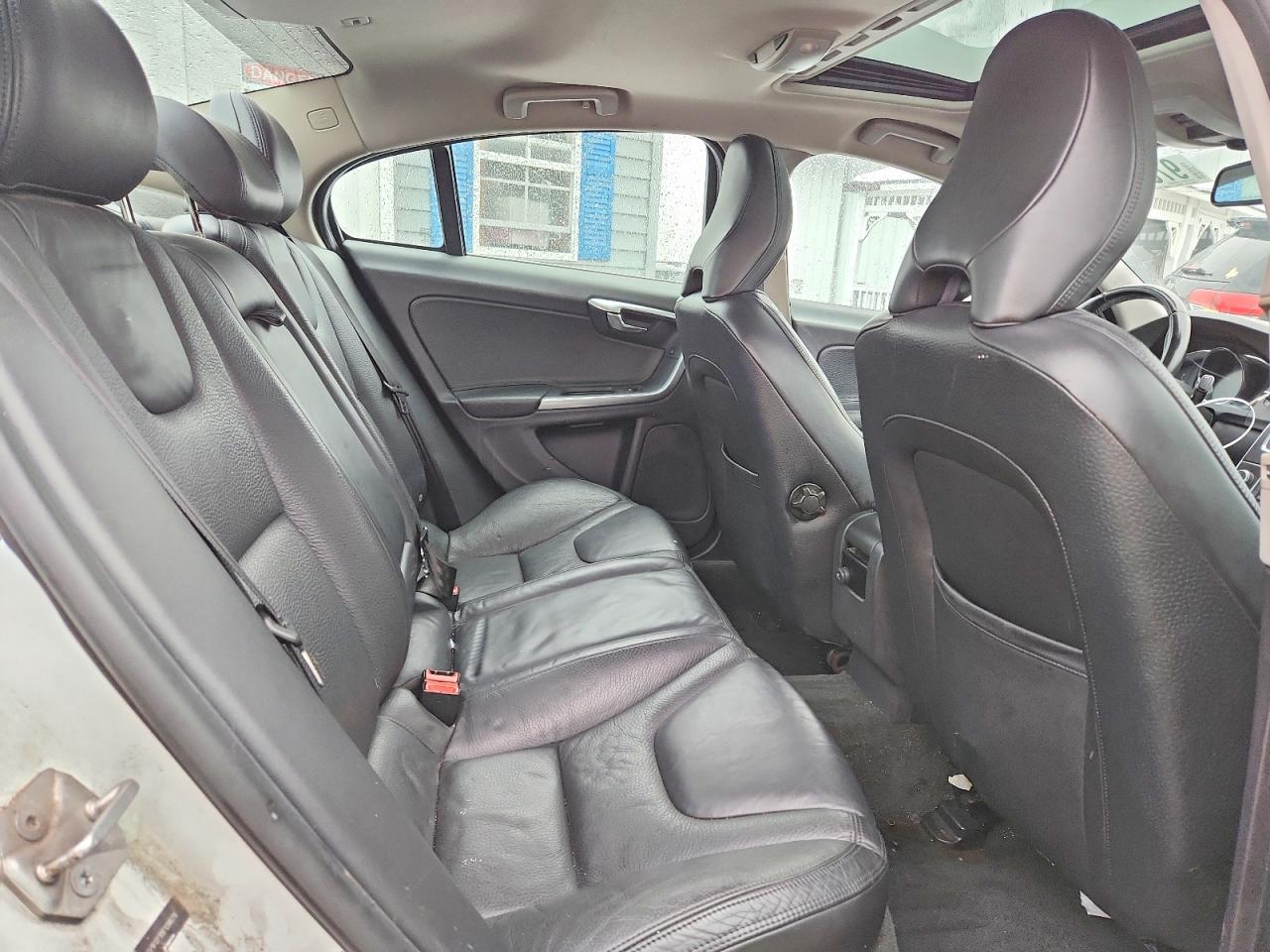2014 VOLVO S60 T5 photo 10
