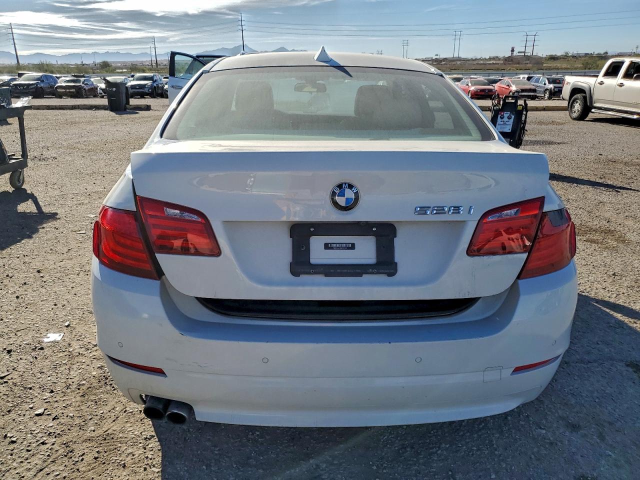 2013 BMW 528 I photo 6