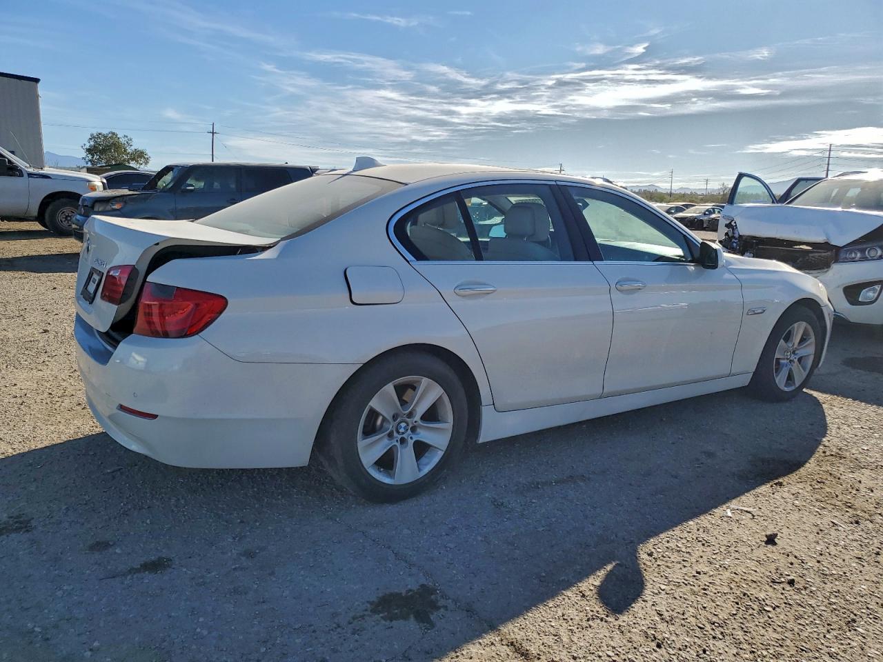 2013 BMW 528 I photo 3