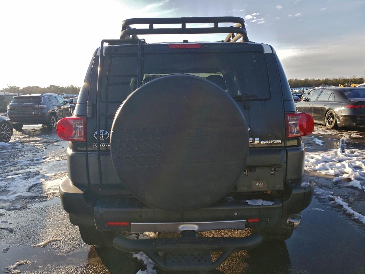 2007 TOYOTA FJ CRUISER photo 6