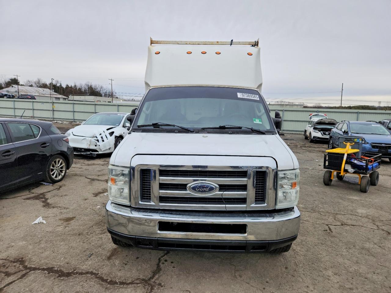 2009 FORD ECONOLINE E350 SUPER DUTY CUTAWAY VAN photo 5