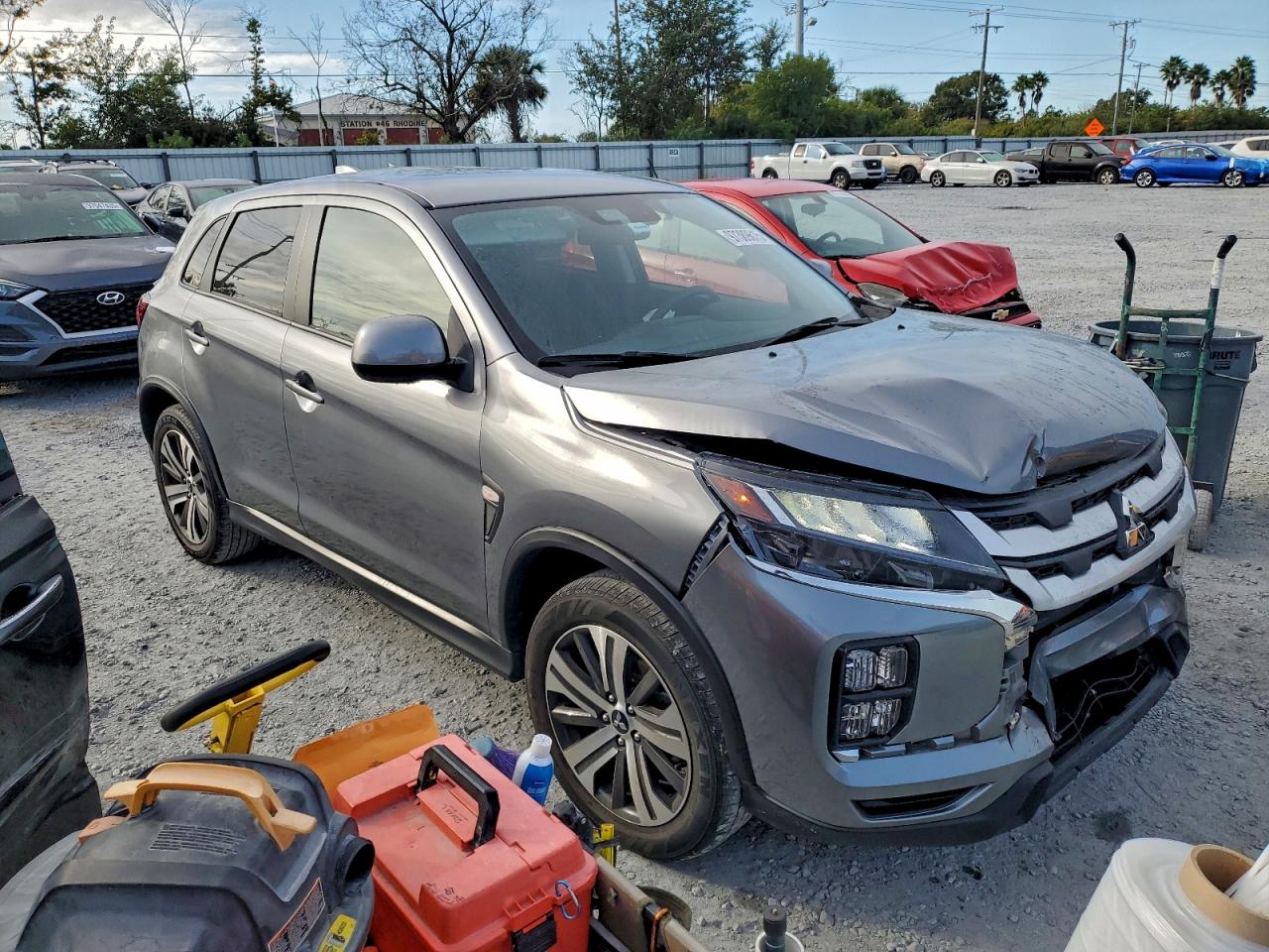 2024 MITSUBISHI OUTLANDER SPORT S/SE photo 4
