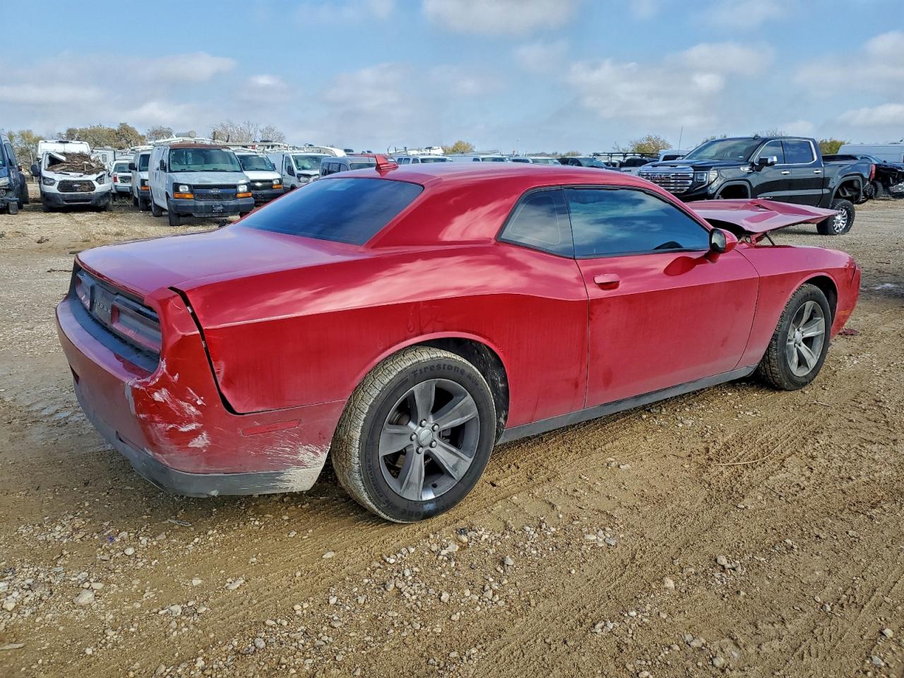 2016 DODGE CHALLENGER SXT photo 3