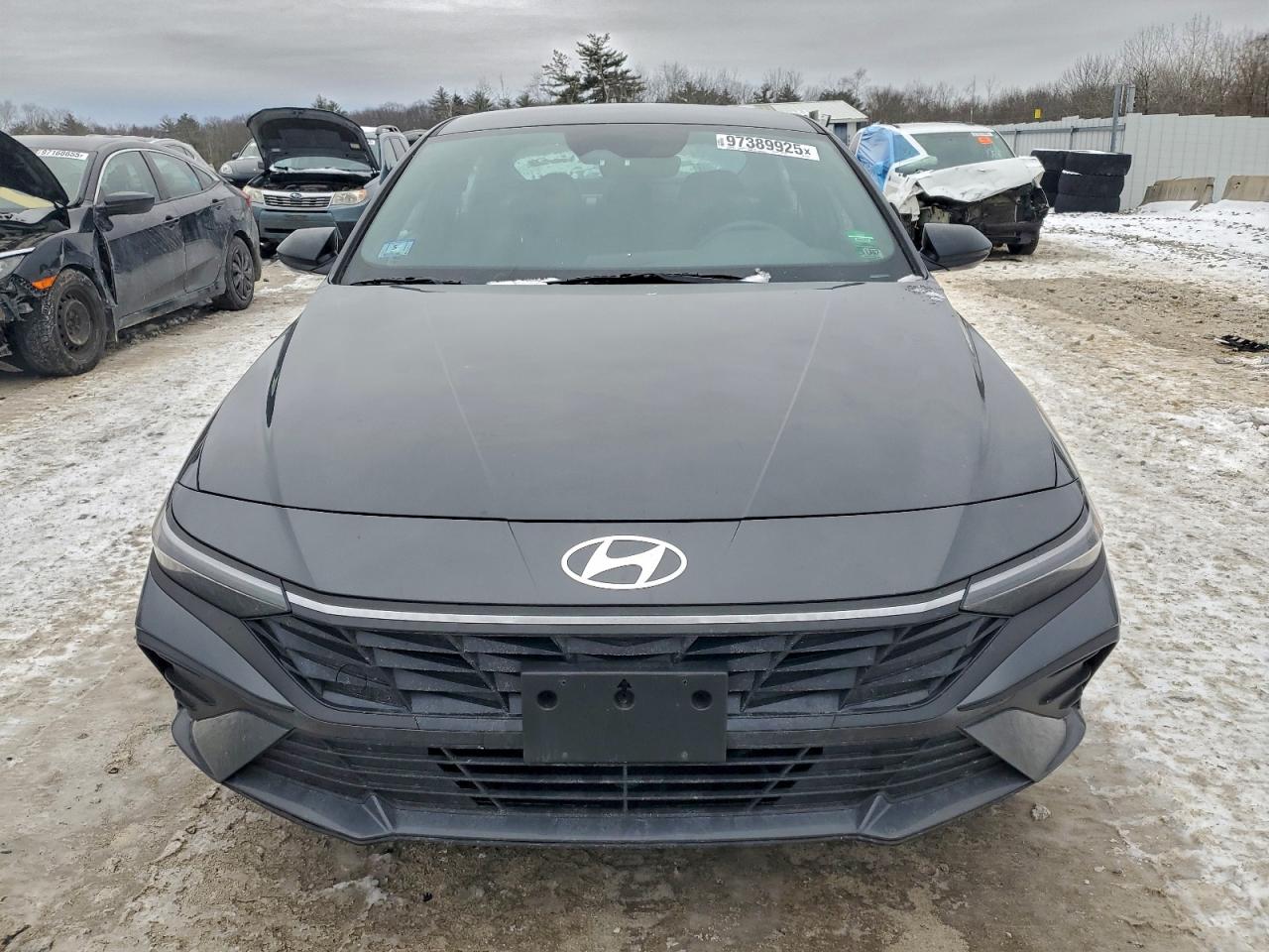 2025 HYUNDAI ELANTRA SEL SPORT photo 9
