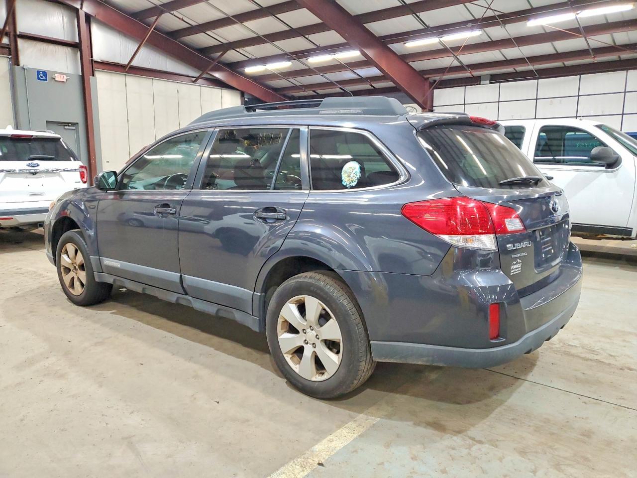 2012 SUBARU OUTBACK 2.5I PREMIUM photo 2