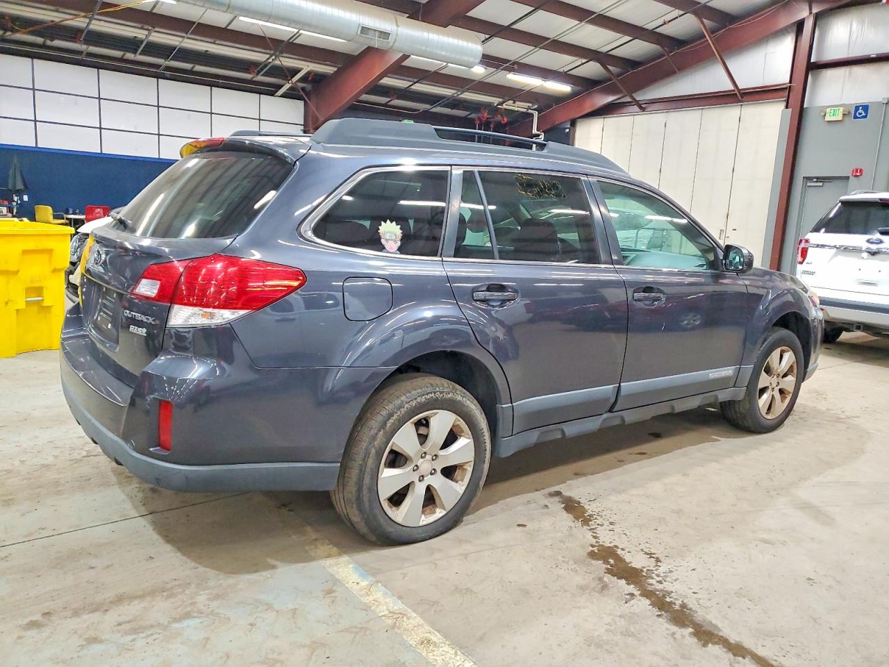 2012 SUBARU OUTBACK 2.5I PREMIUM photo 3