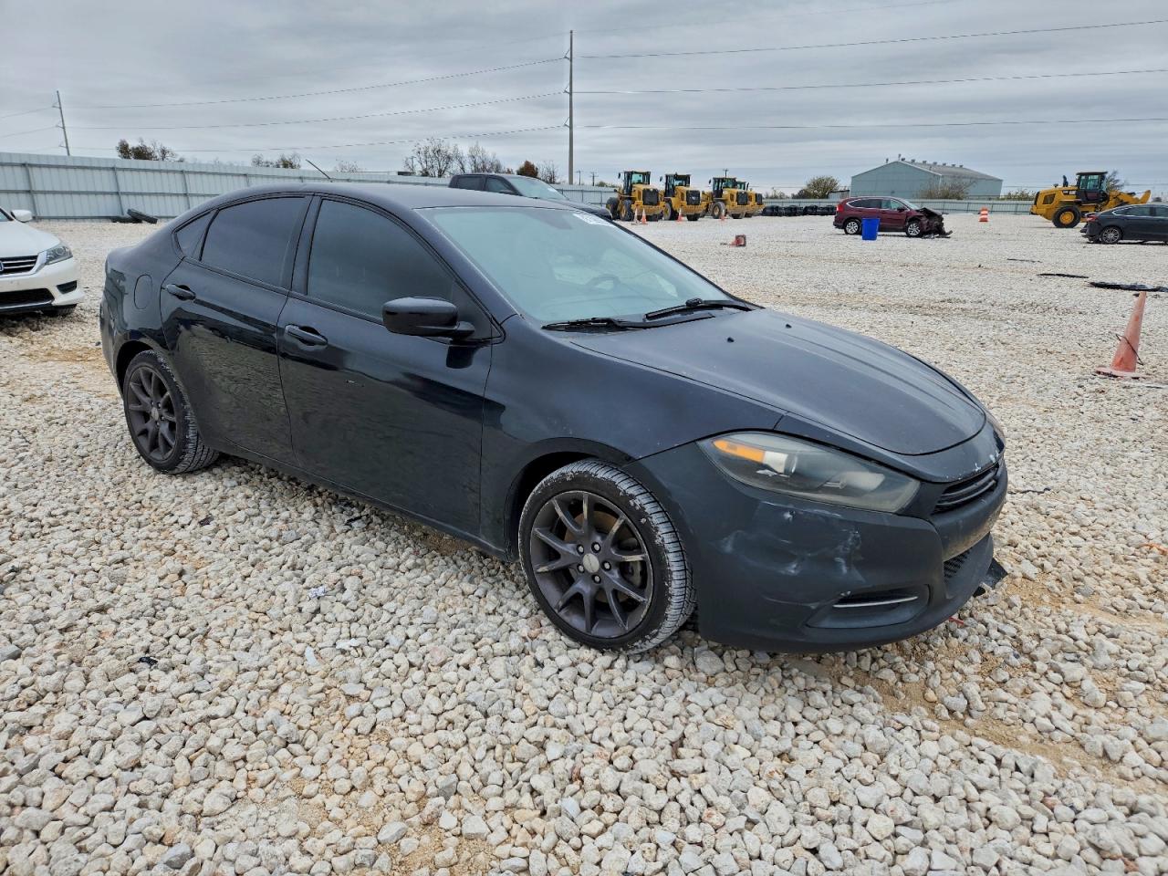 2015 DODGE DART SE photo 4