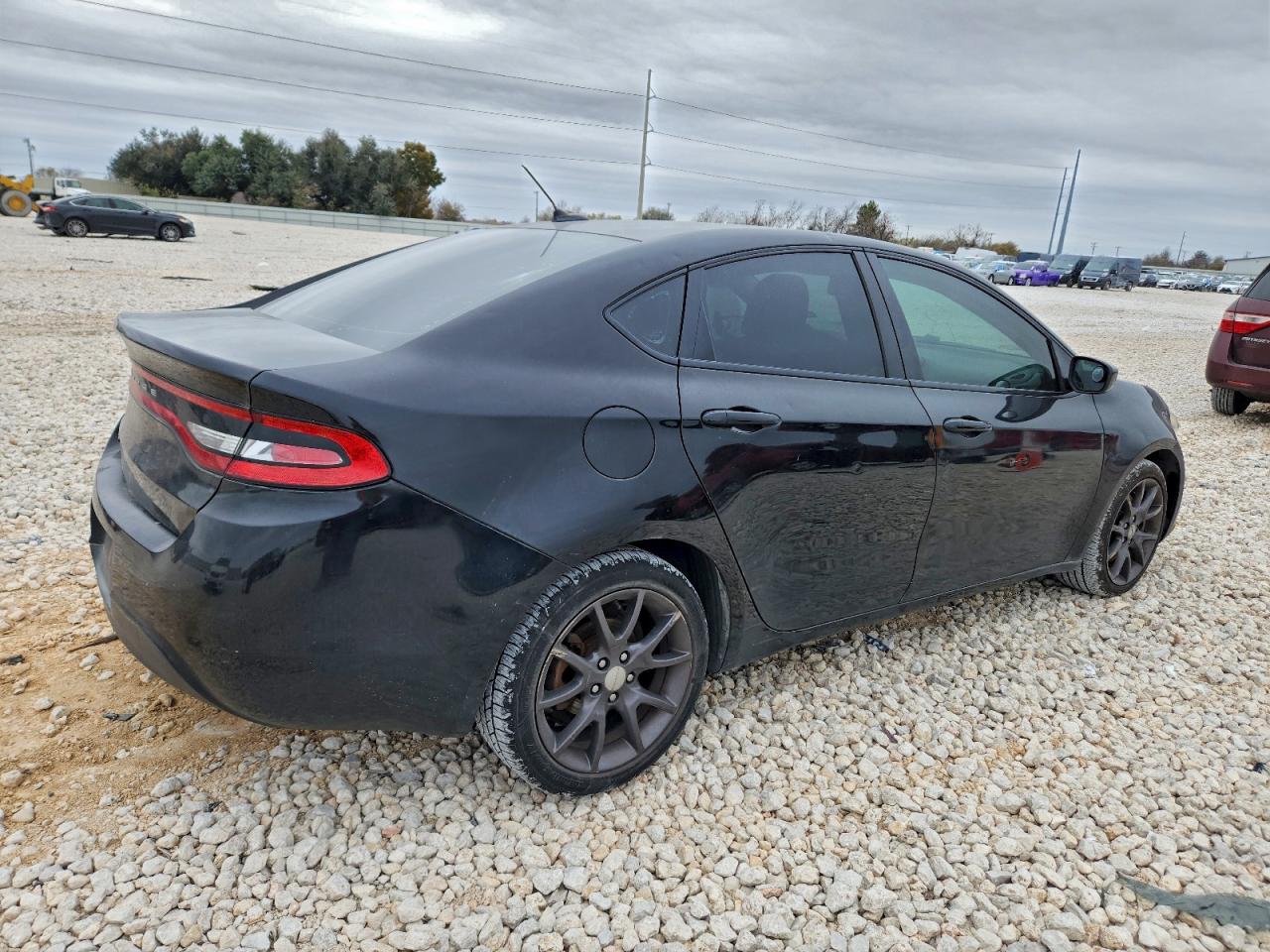 2015 DODGE DART SE photo 3