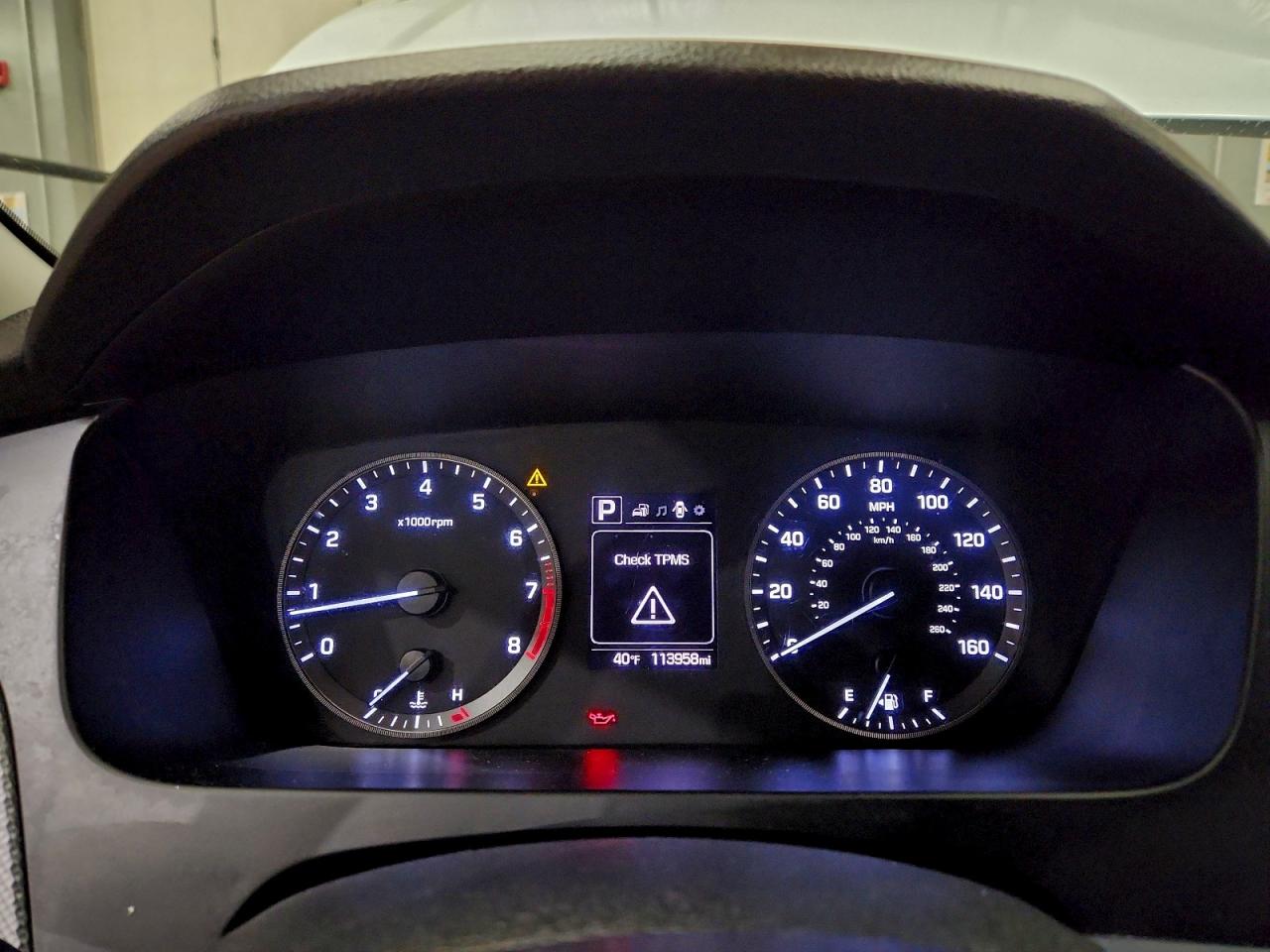 2016 HYUNDAI SONATA SE photo 9
