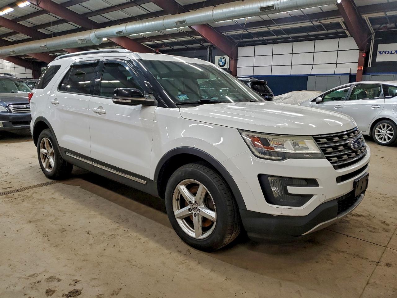 2016 FORD EXPLORER XLT photo 7