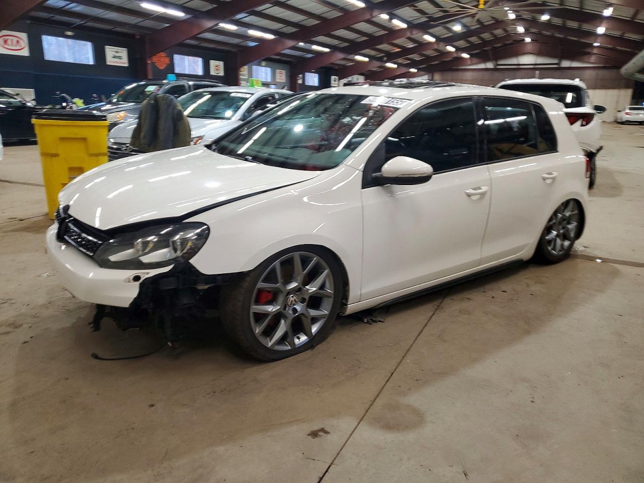 2013 VOLKSWAGEN GTI