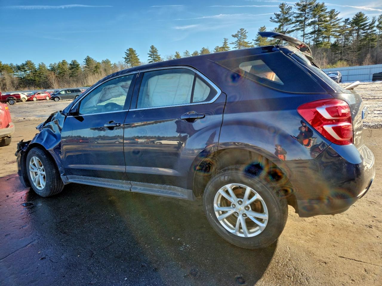 2017 CHEVROLET EQUINOX LS photo 2