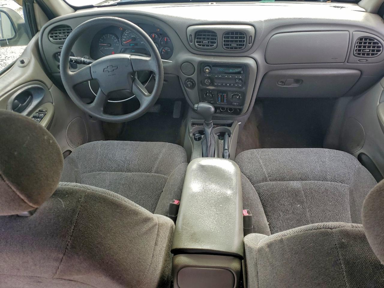 2004 CHEVROLET TRAILBLAZER EXT LS photo 8