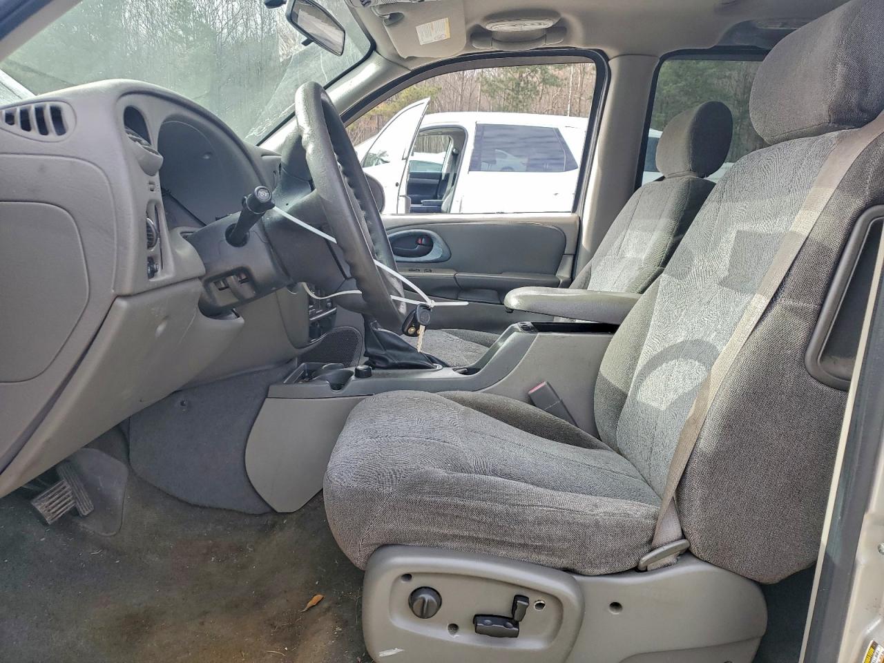 2004 CHEVROLET TRAILBLAZER EXT LS photo 7