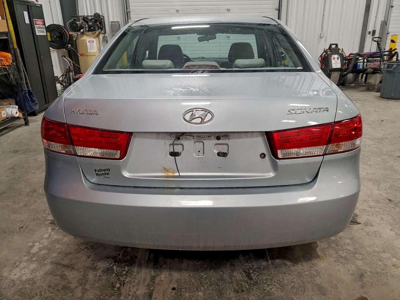 2006 HYUNDAI SONATA GL photo 6