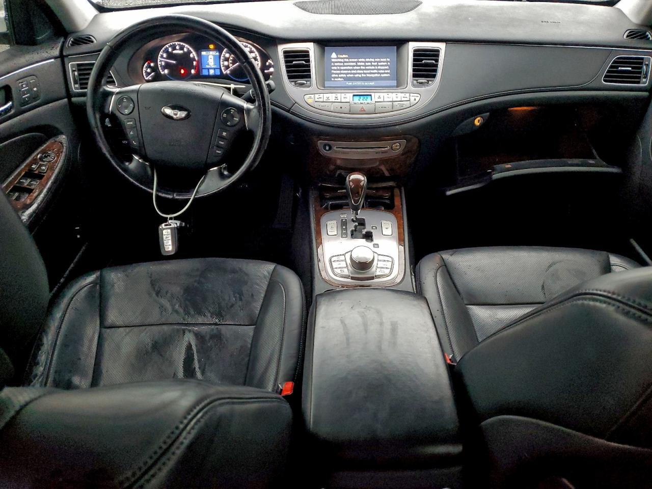 2010 HYUNDAI GENESIS 3.8L photo 8