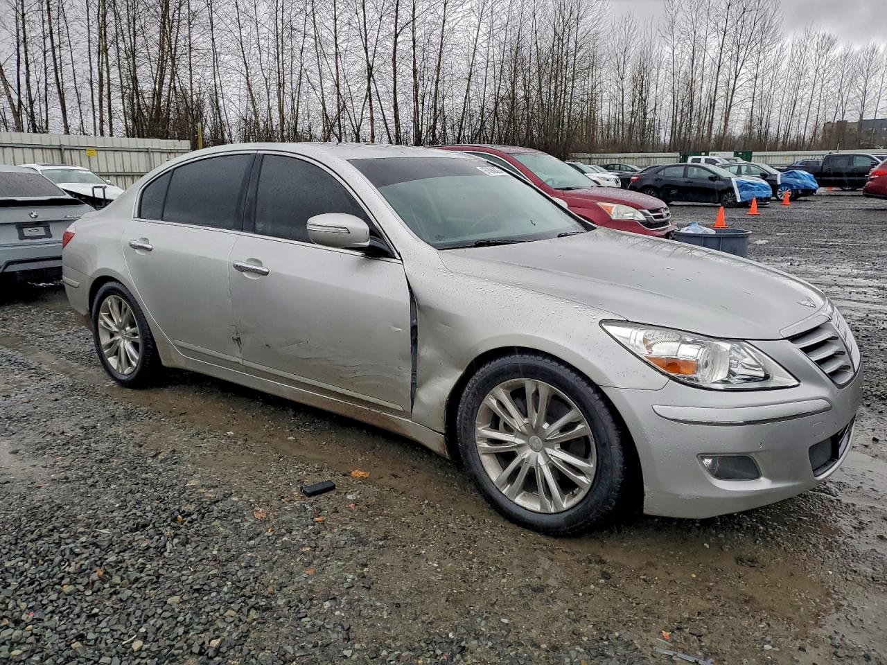 2010 HYUNDAI GENESIS 3.8L photo 4