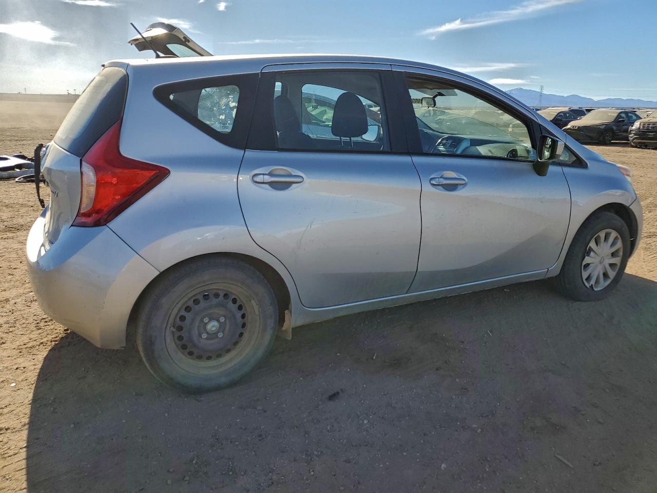 2016 NISSAN VERSA NOTE S photo 3