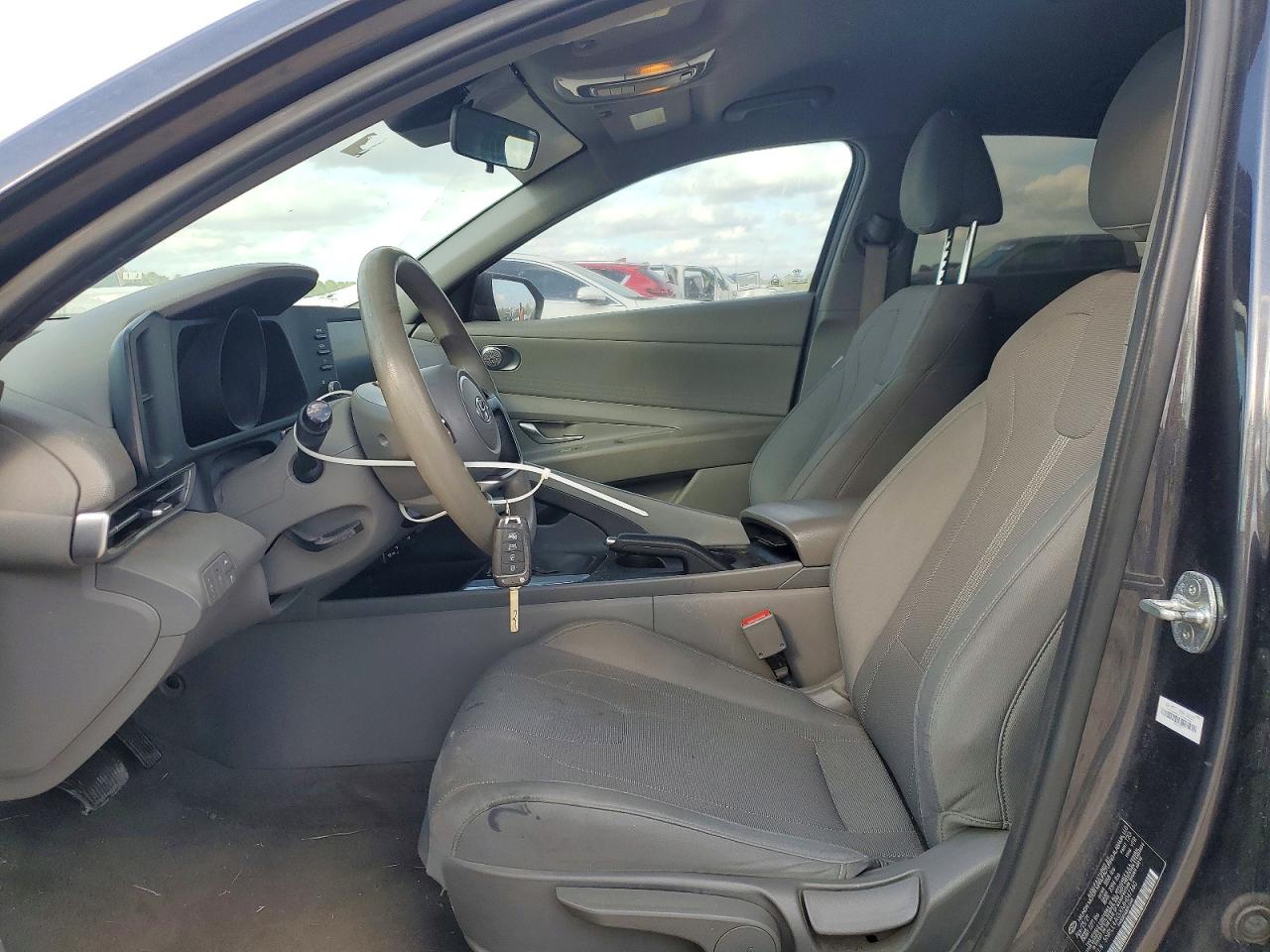 2021 HYUNDAI ELANTRA SE photo 7