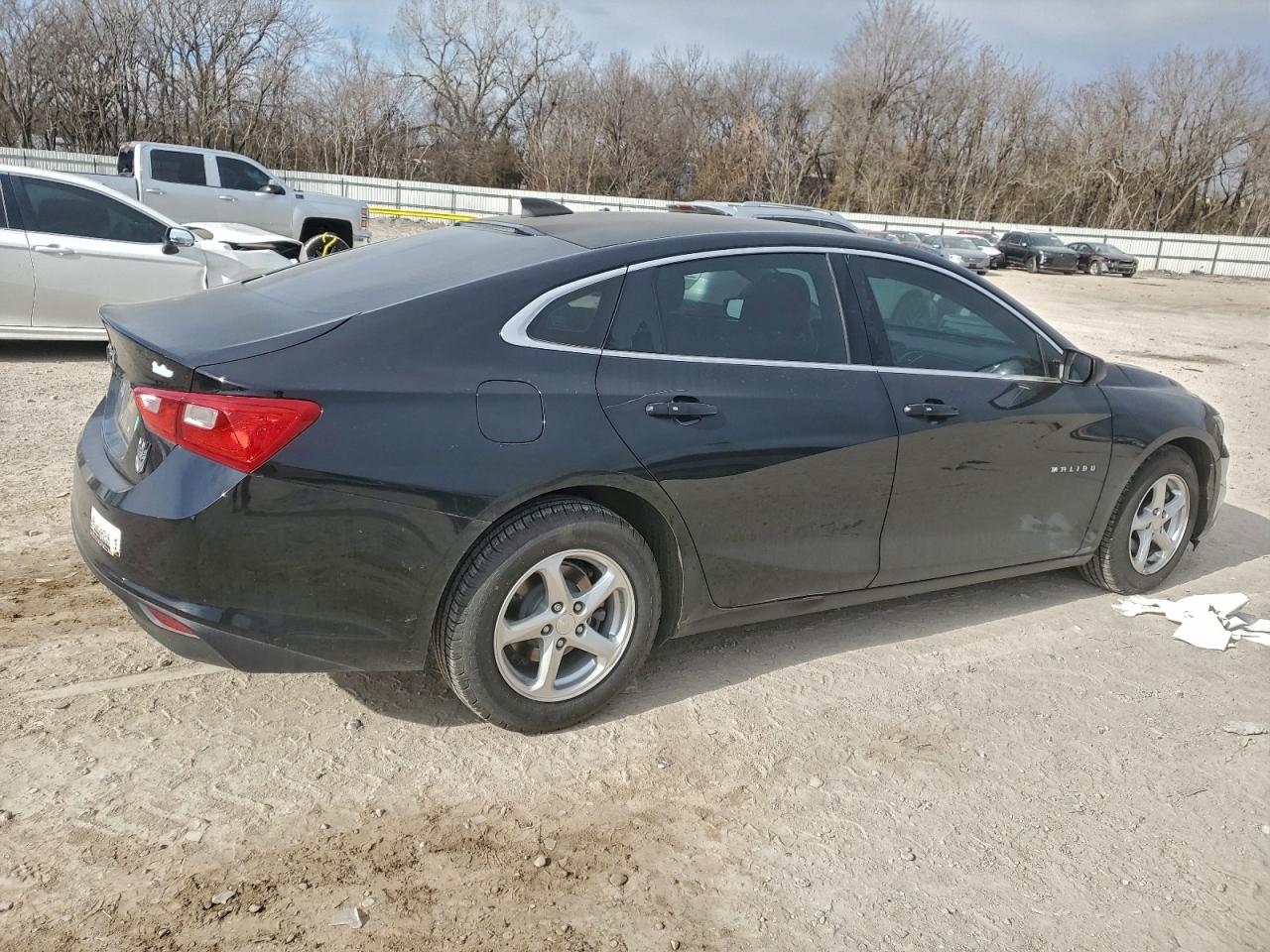 2017 CHEVROLET MALIBU LS photo 3