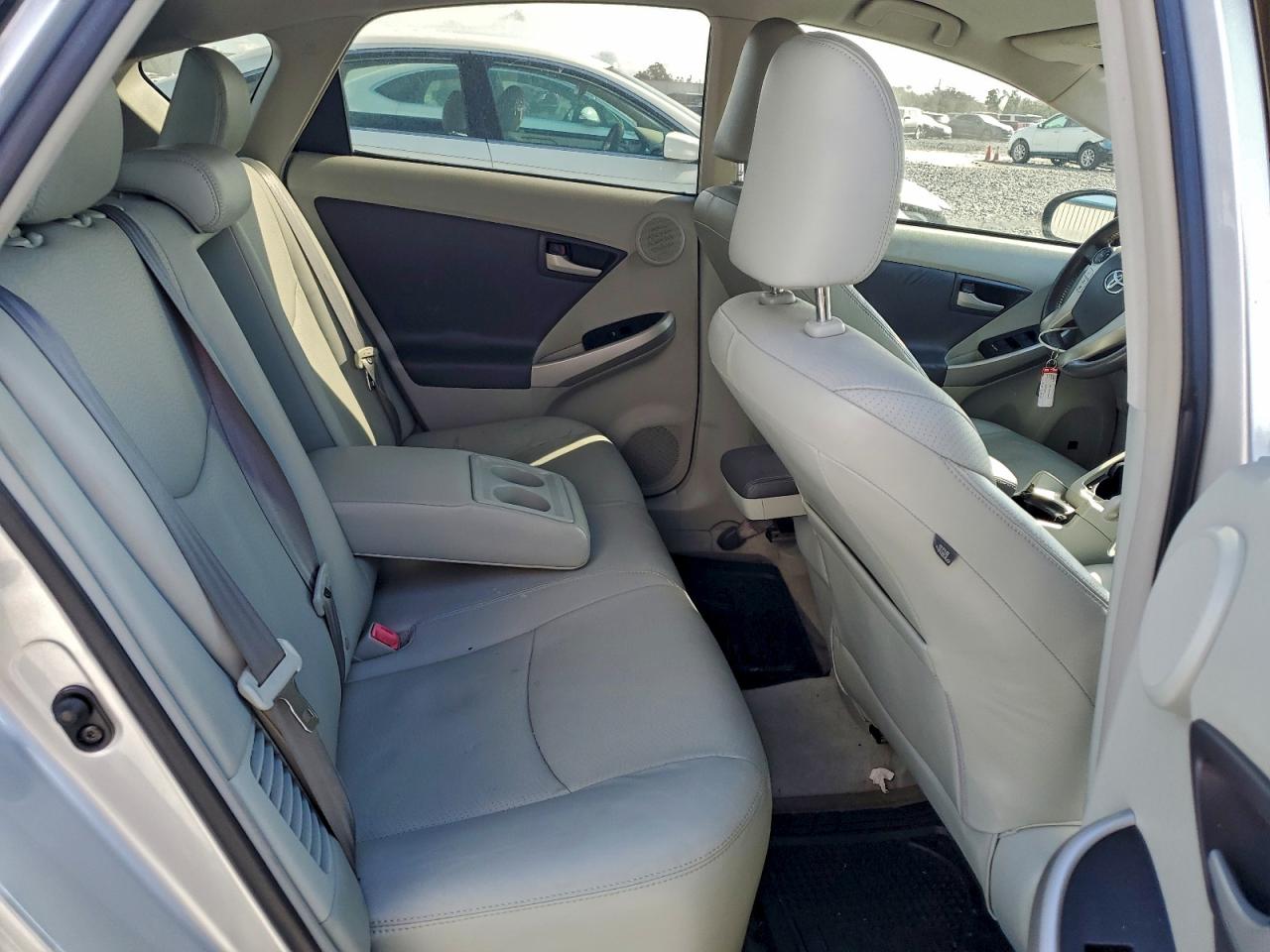 2010 TOYOTA PRIUS photo 10