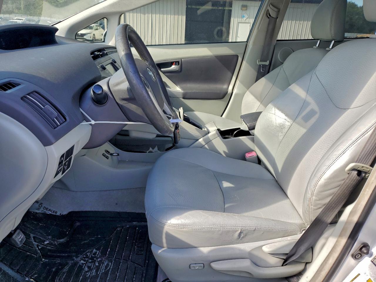 2010 TOYOTA PRIUS photo 7