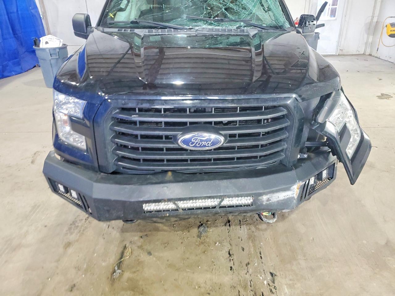 2016 FORD F150 SUPERCREW photo 11