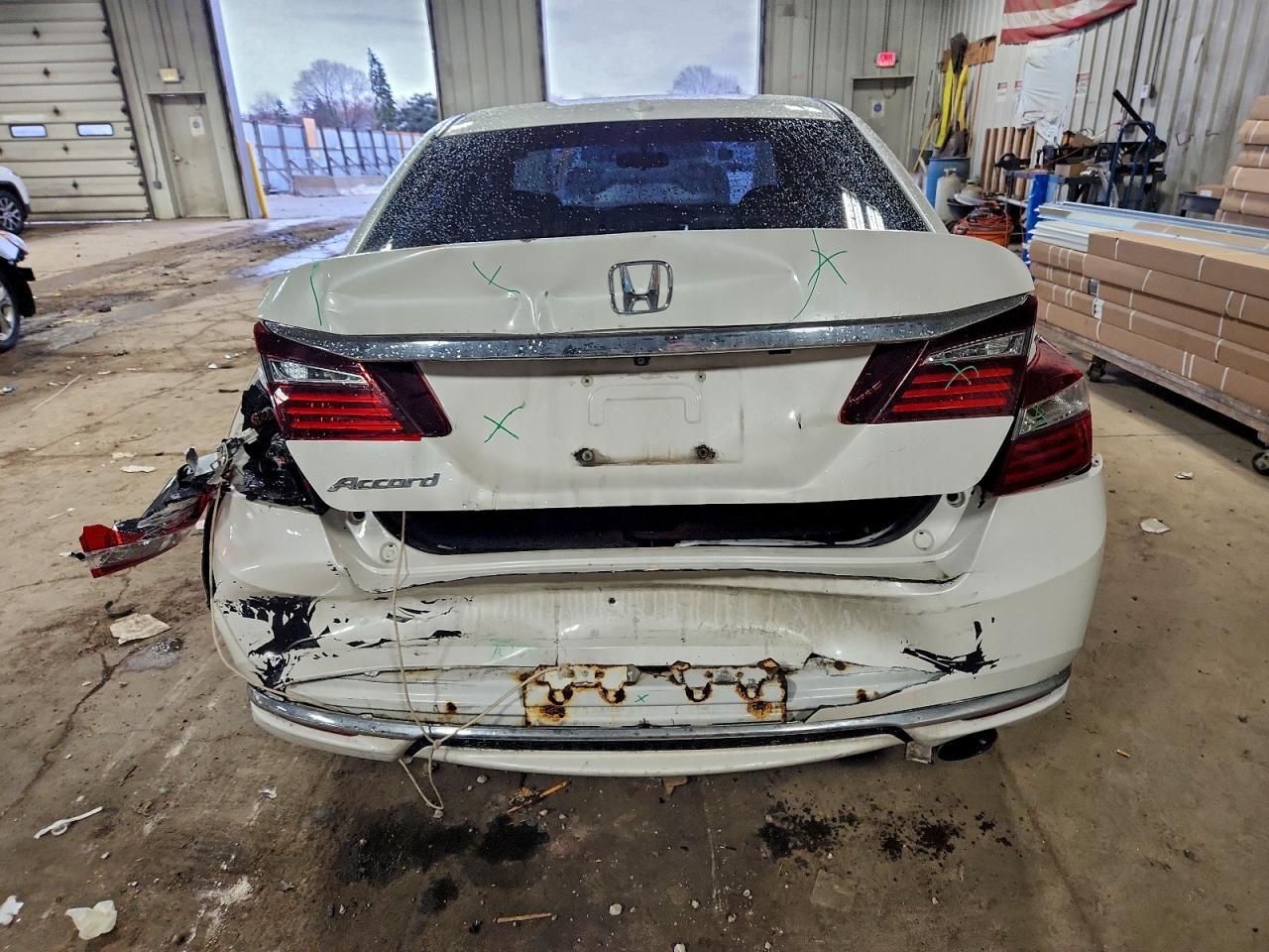 2016 HONDA ACCORD EX photo 6