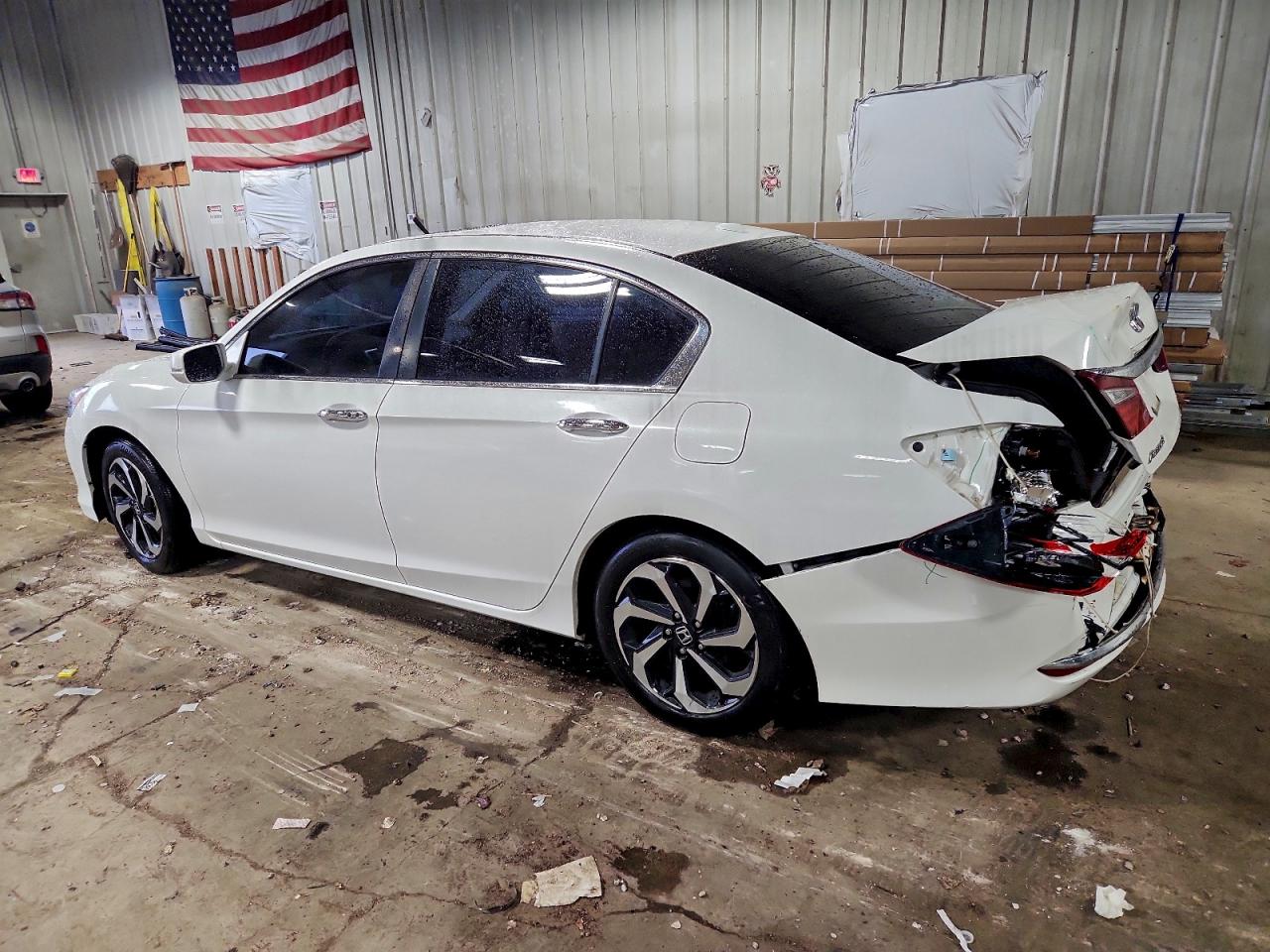 2016 HONDA ACCORD EX photo 2
