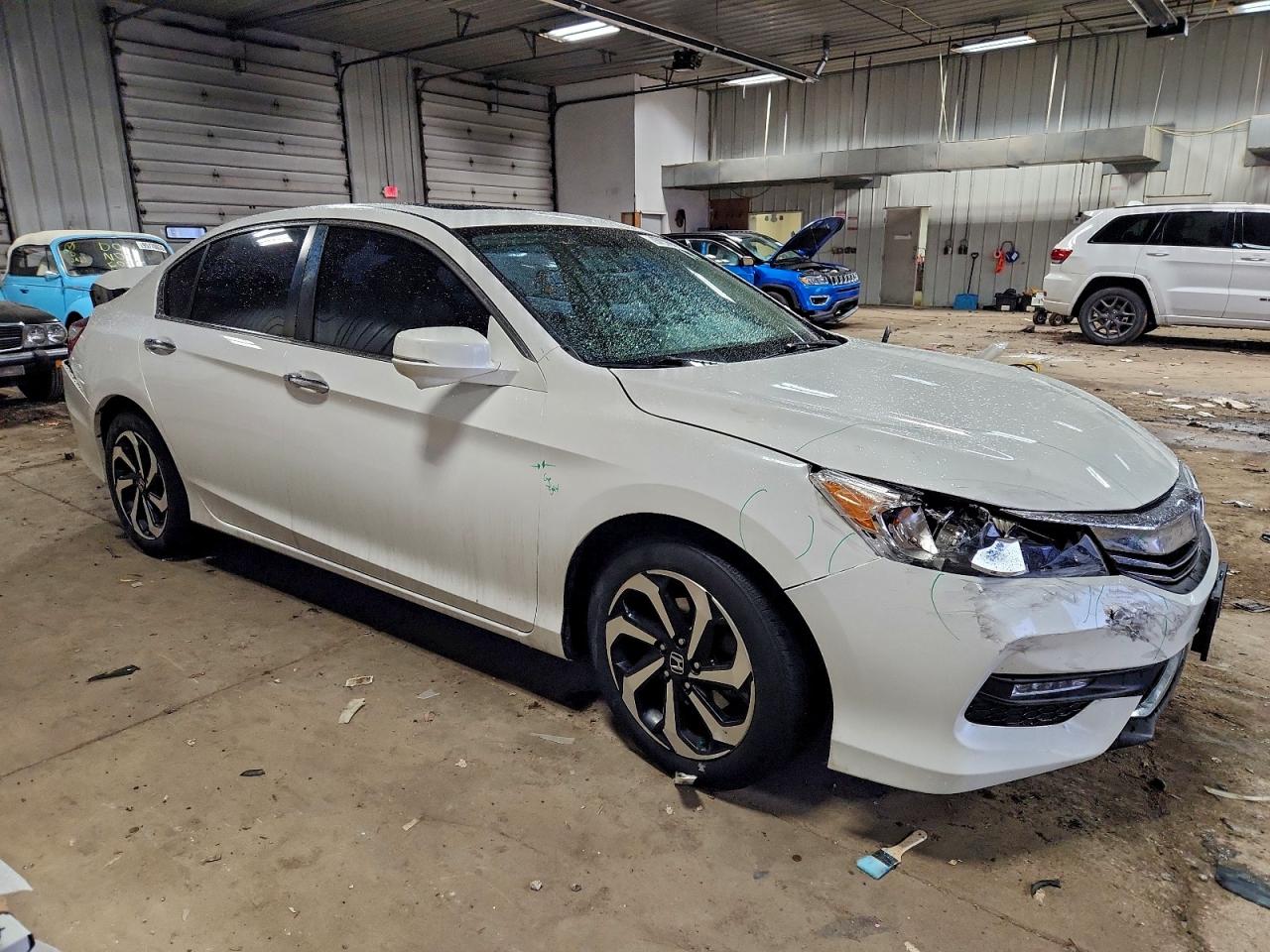 2016 HONDA ACCORD EX photo 4