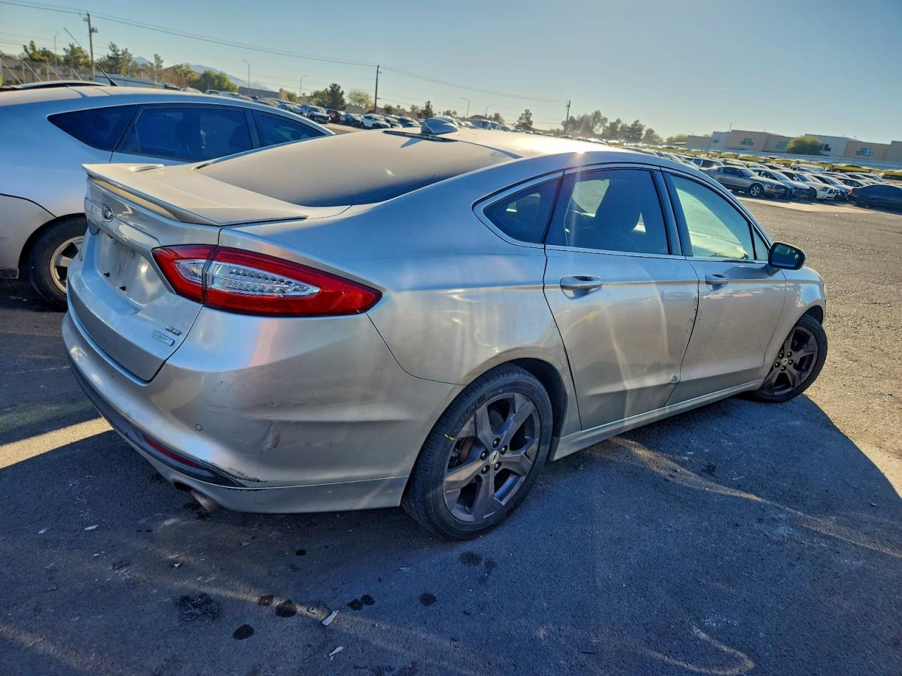 2014 FORD FUSION SE photo 3