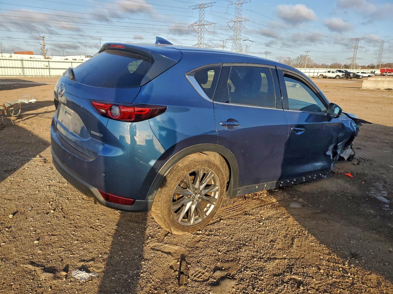 2020 MAZDA CX-5 SIGNATURE photo 3