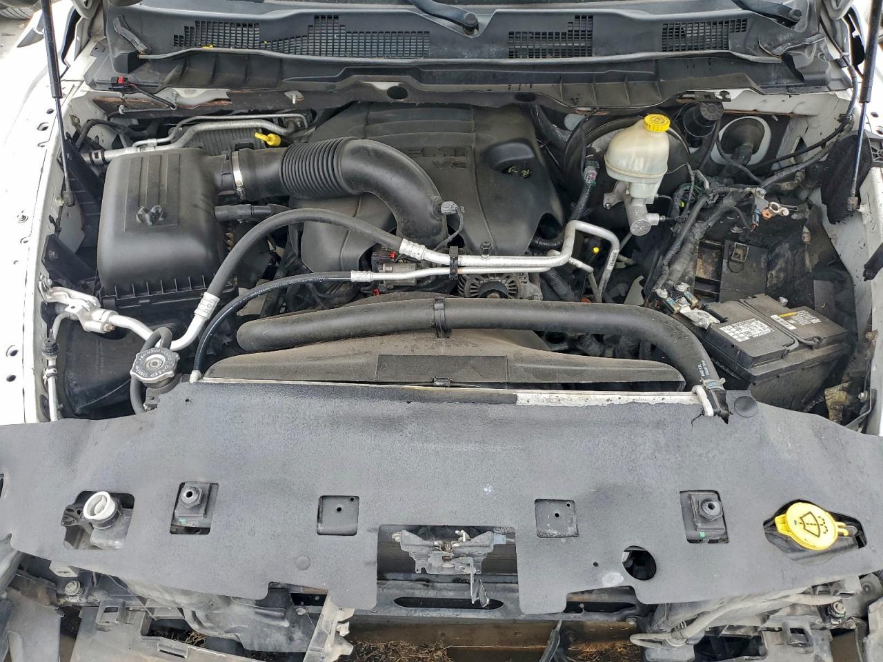 2014 RAM 1500 ST photo 11