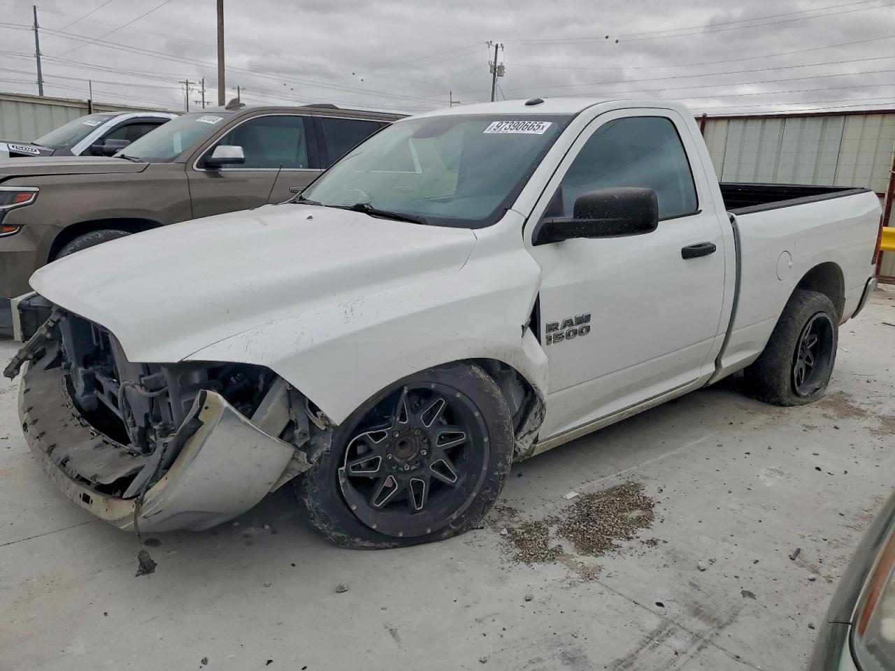 2014 RAM 1500 ST — FRONT END damage — photo 1