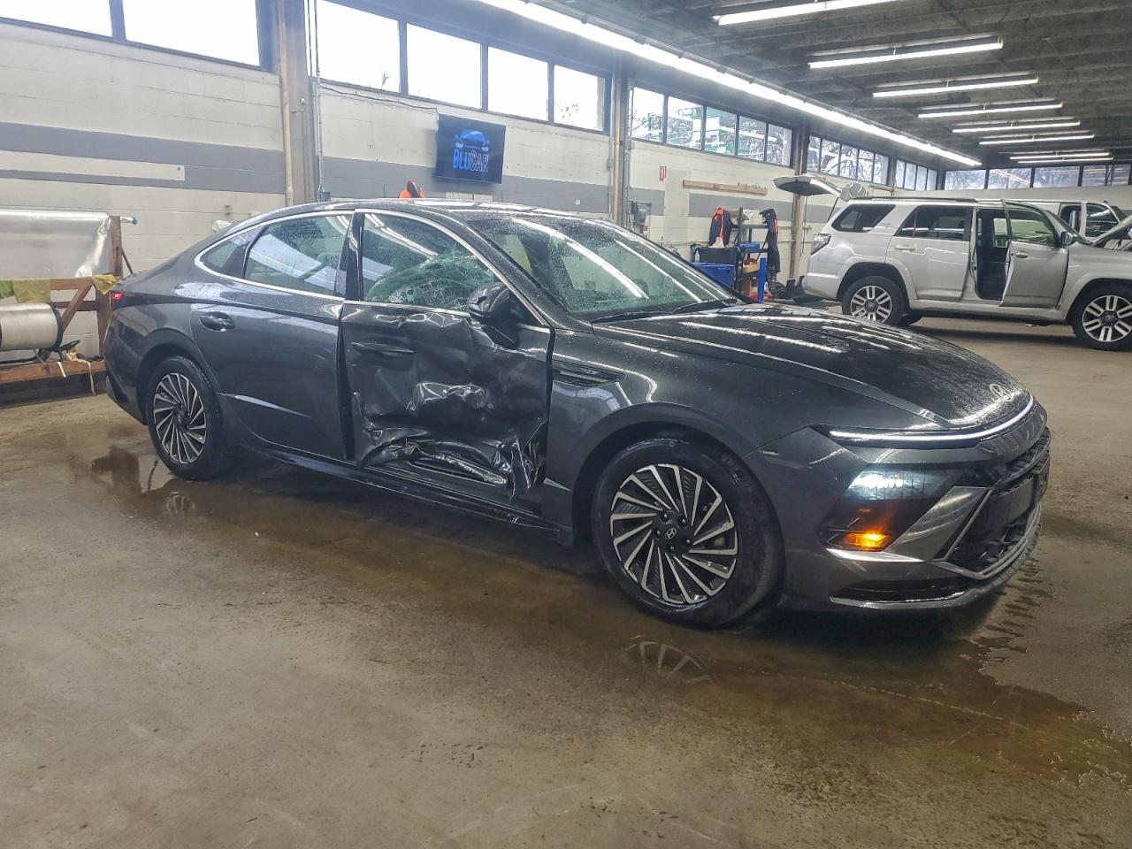 2025 HYUNDAI SONATA HYBRID photo 4
