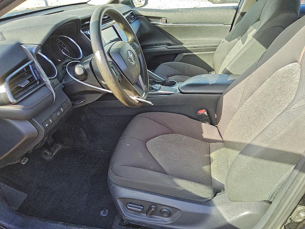 2019 TOYOTA CAMRY L photo 13