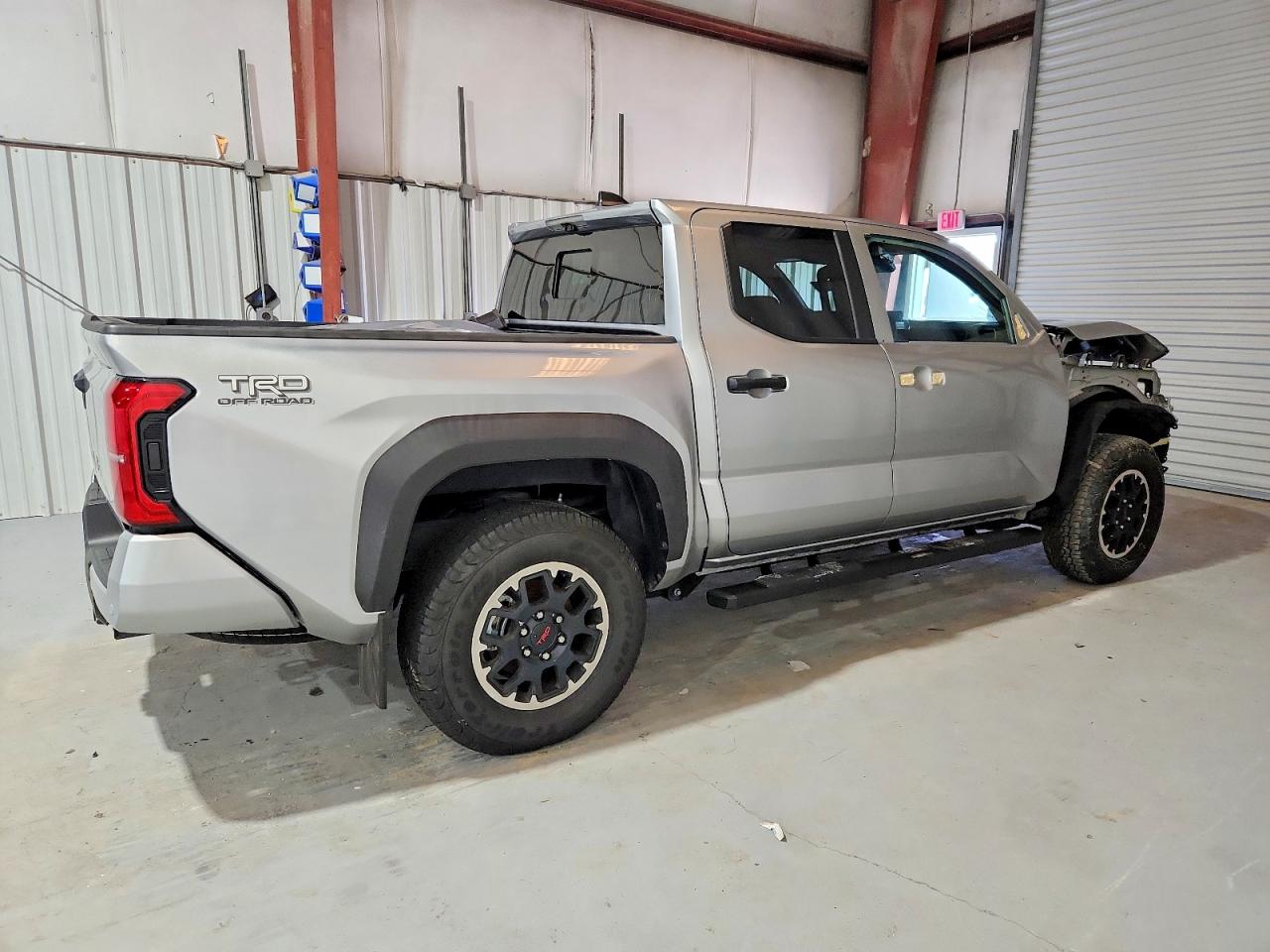 2024 TOYOTA TACOMA DOUBLE CAB photo 3