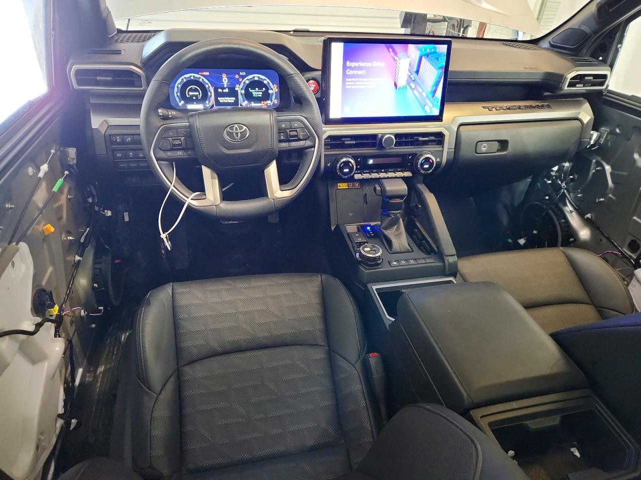 2024 TOYOTA TACOMA DOUBLE CAB photo 8
