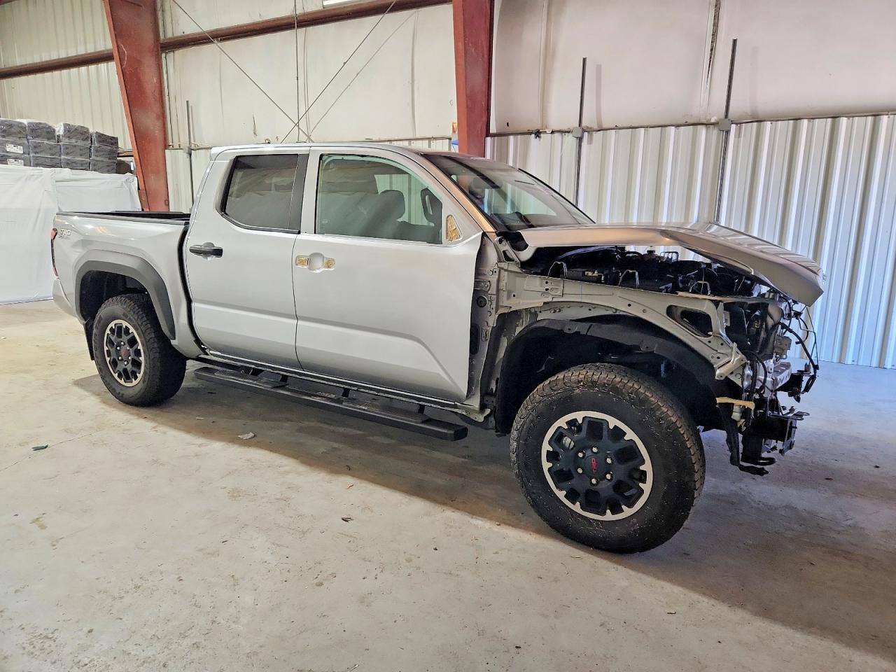 2024 TOYOTA TACOMA DOUBLE CAB photo 4