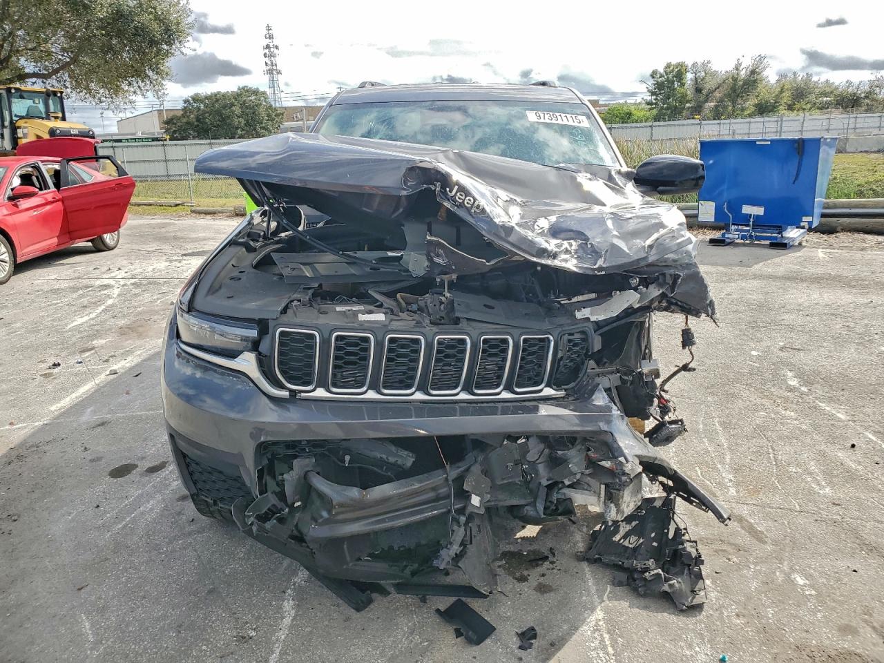 2023 JEEP GRAND CHEROKEE L LAREDO photo 5