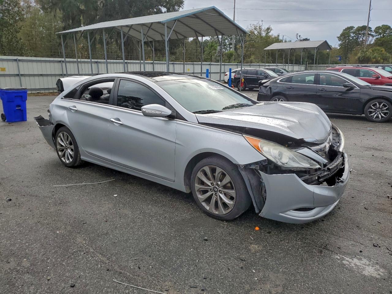 2013 HYUNDAI SONATA SE photo 4