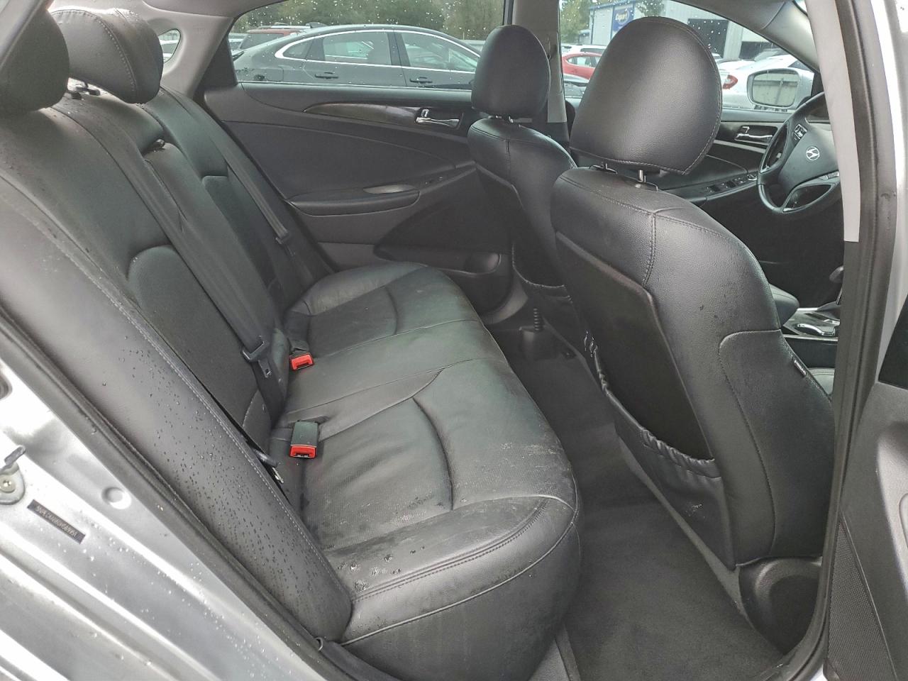 2013 HYUNDAI SONATA SE photo 10
