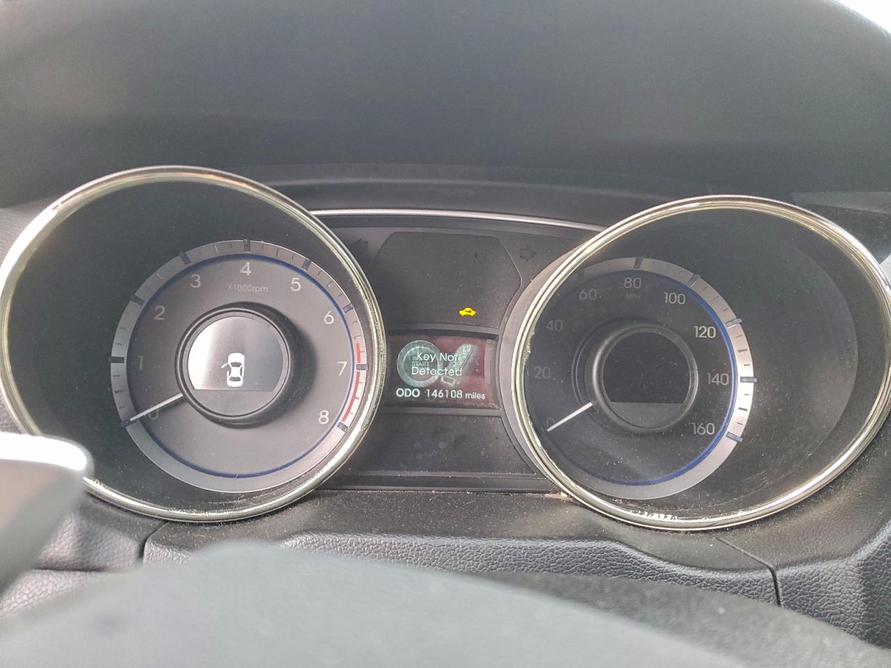 2013 HYUNDAI SONATA SE photo 9