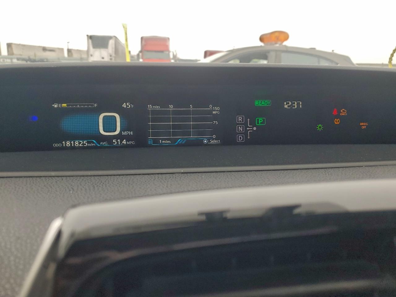 2016 TOYOTA PRIUS photo 9