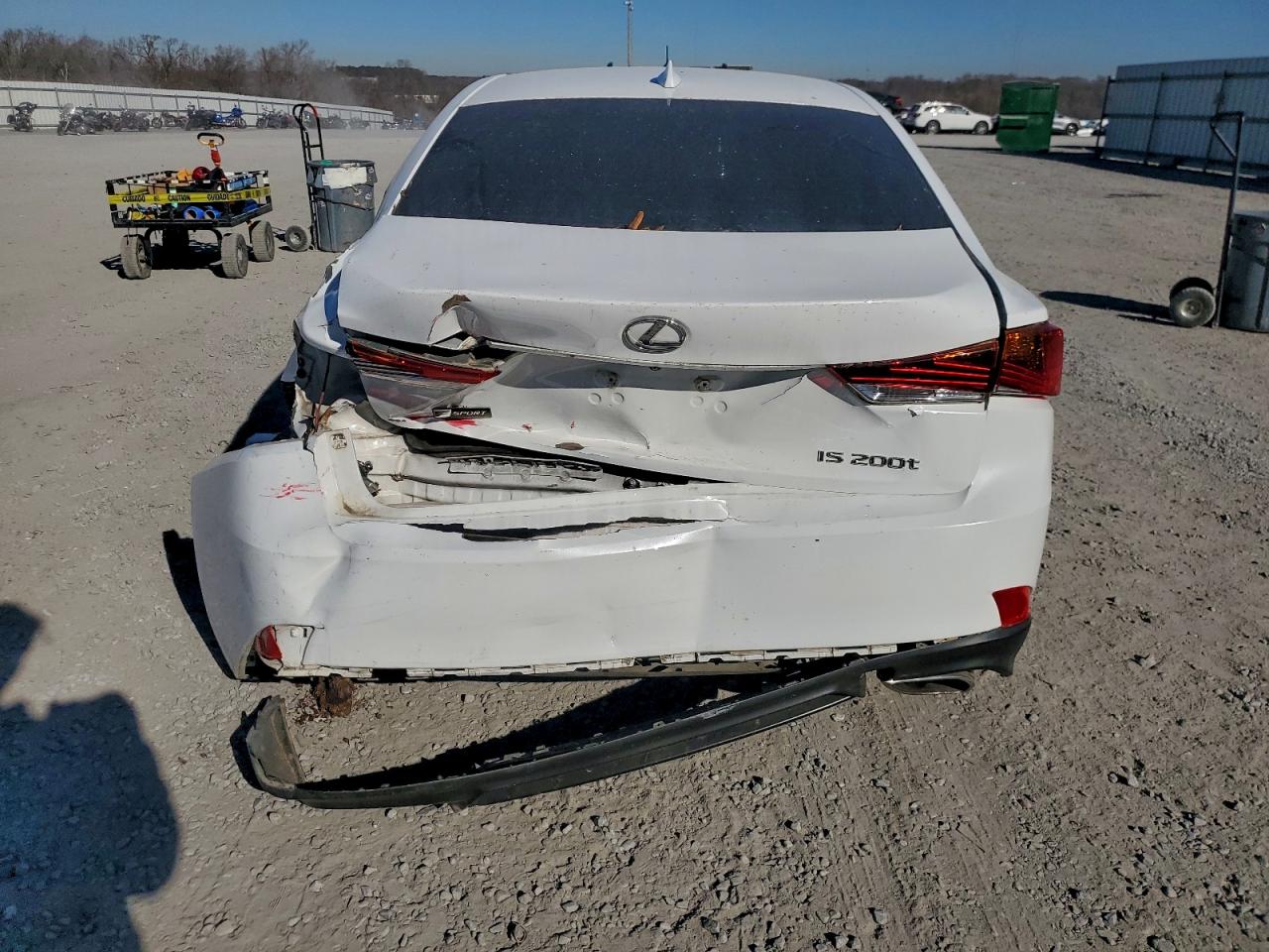 2017 LEXUS IS 200T photo 6