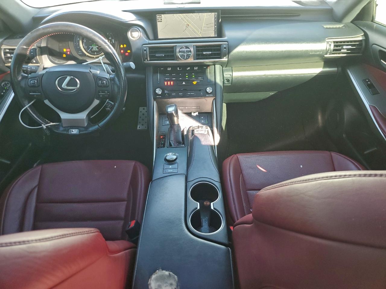 2017 LEXUS IS 200T photo 8